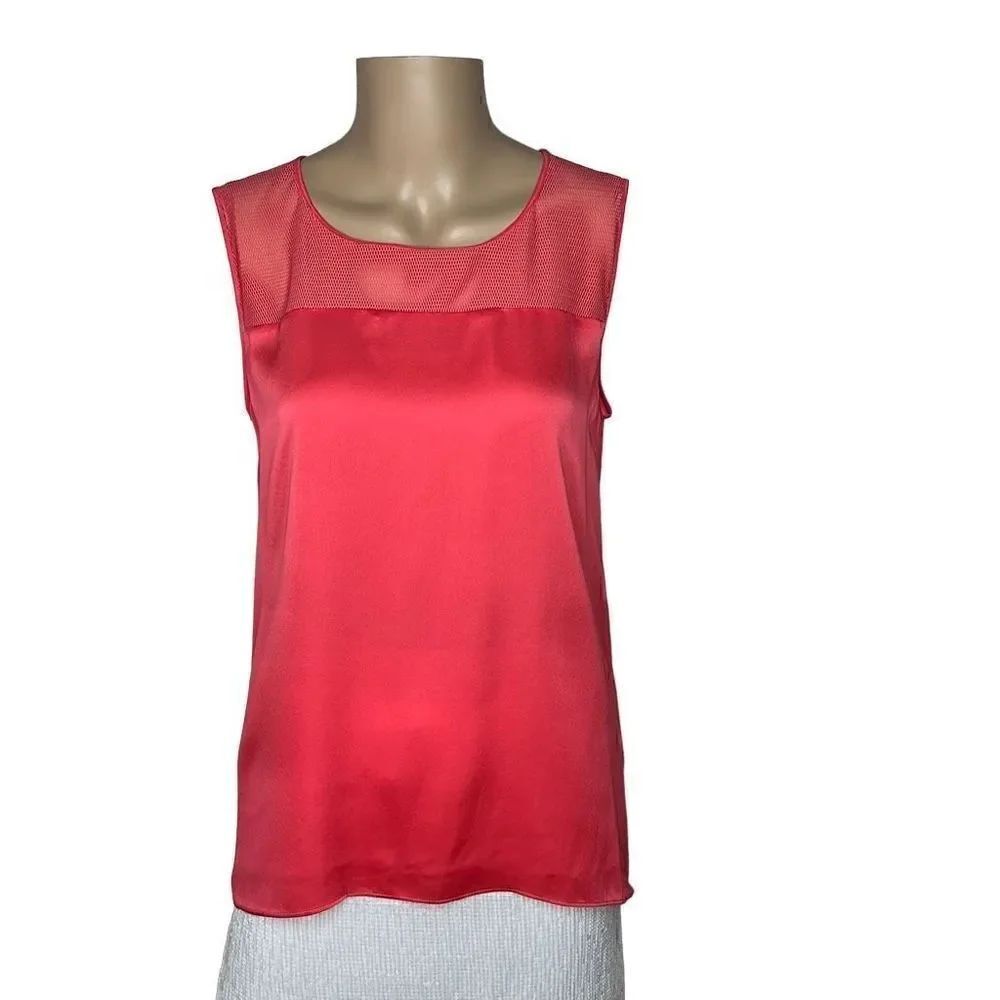 NWT T Tahari sleeveless top